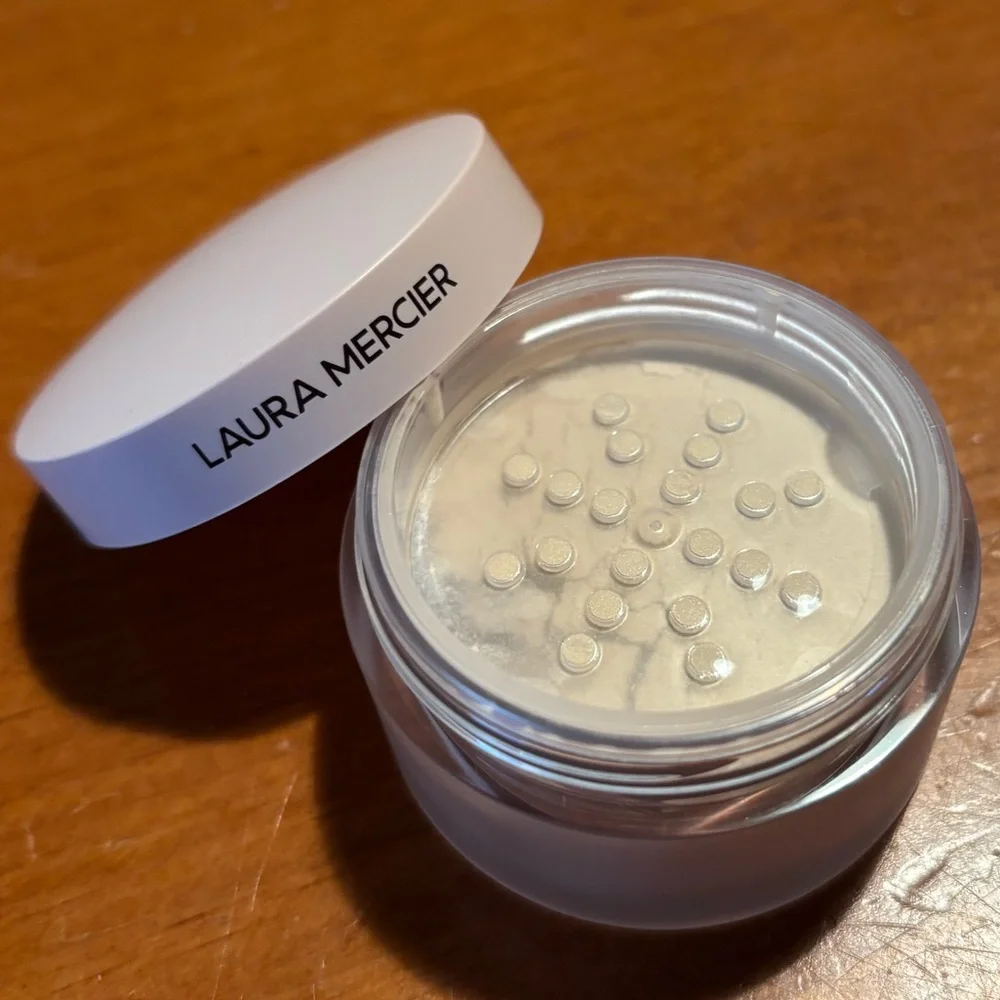 Laura Mercier Translucent Loose Setting Powder Ultra-Blur